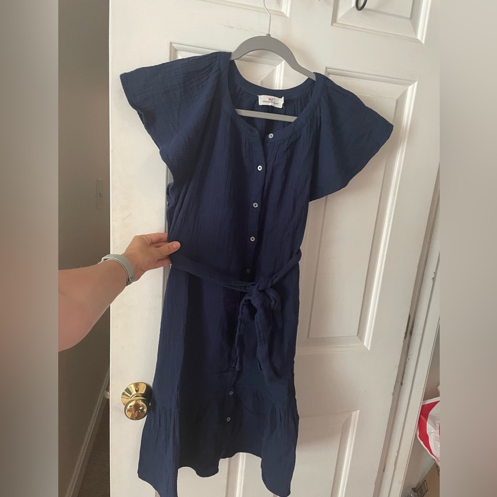 EUC Vineyard Vines flutter sleeve dress Medium